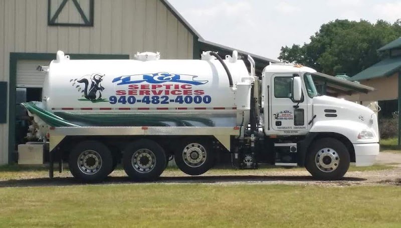 T&L Septic Services professional team at work